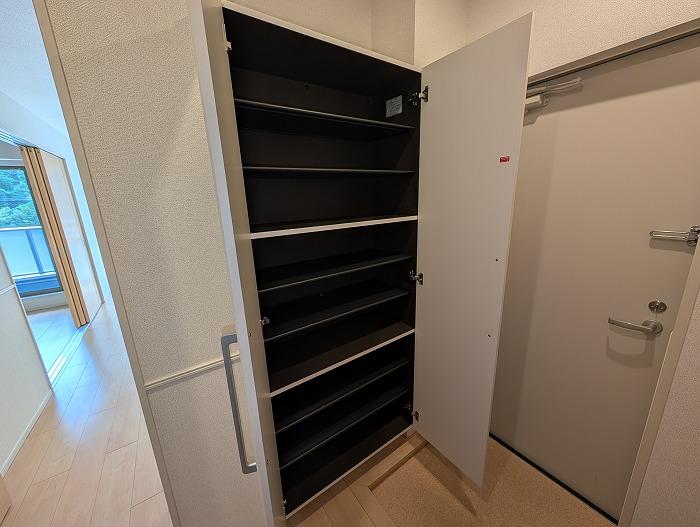 シューズボックス