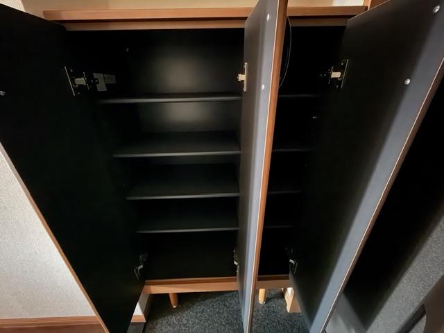 シューズボックス