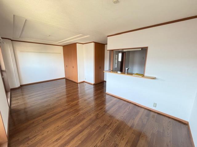 ﾘﾋﾞﾝｸﾞﾀﾞｲﾆﾝｸﾞｷｯﾁﾝ