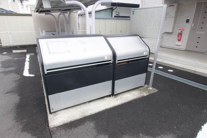 ゴミ回収ボックス