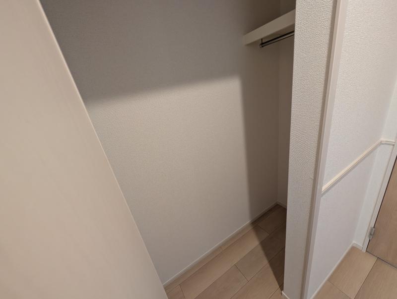 キッチン横収納