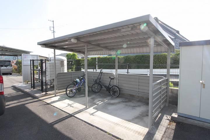 駐輪場