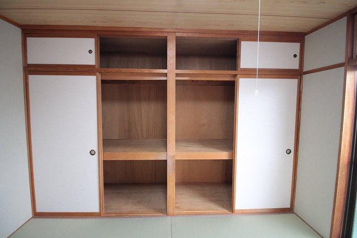 和室1押入