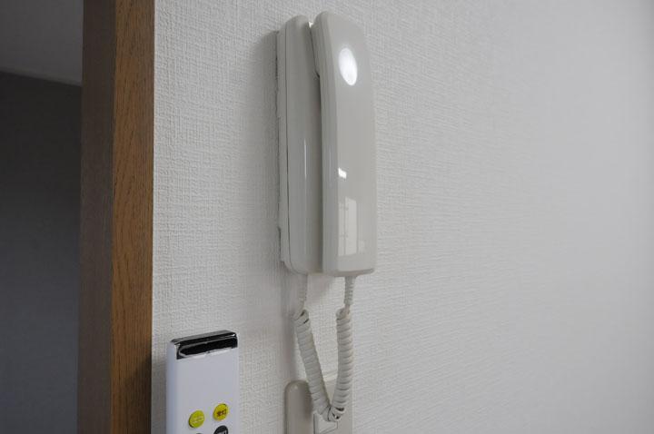インターホン
