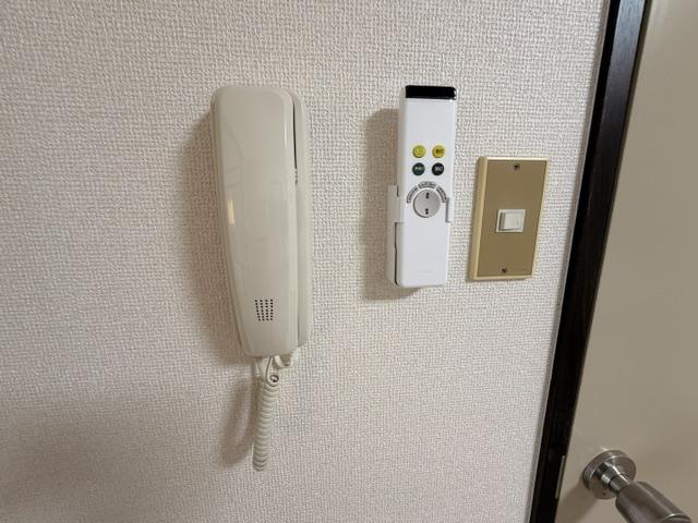 インターホン