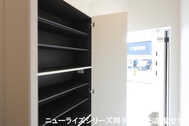 シューズボックス