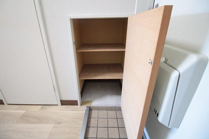 シューズボックス