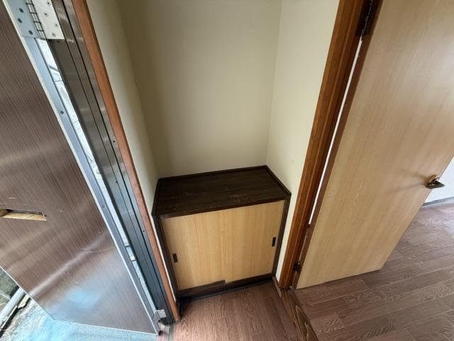 シューズボックス