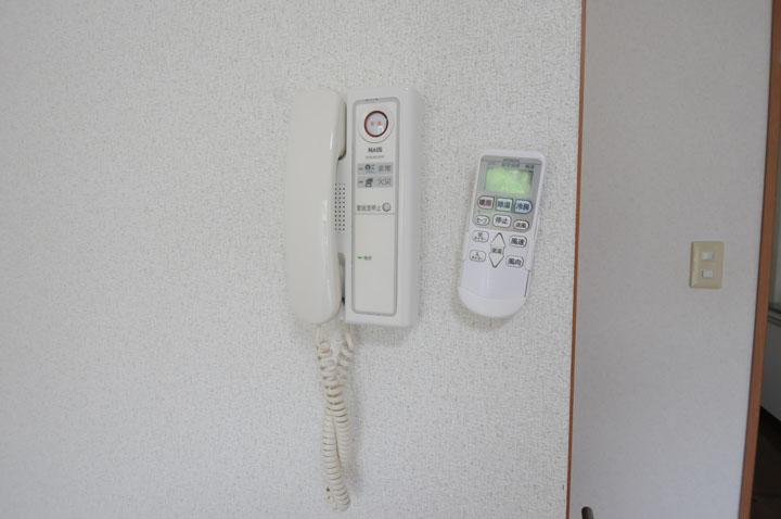 インターホン