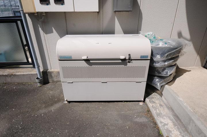 ゴミ回収ボックス