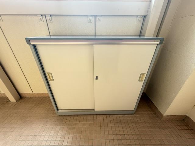 シューズボックス