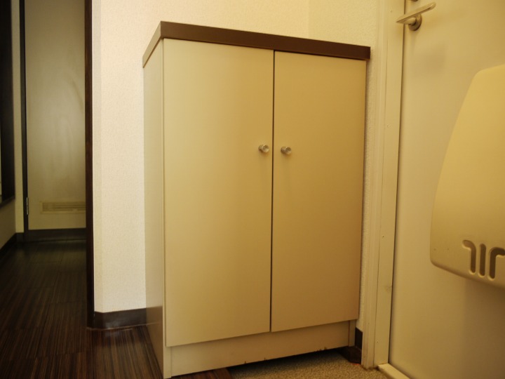 シューズボックス