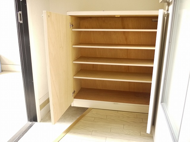 シューズボックス