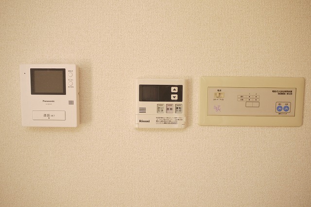 モニタ付インターホン