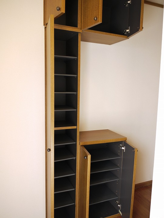 シューズボックス