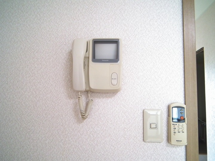 モニタ付インターホン