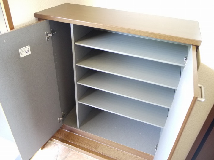 シューズボックス