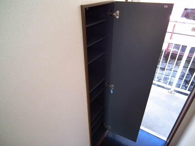 シューズボックス