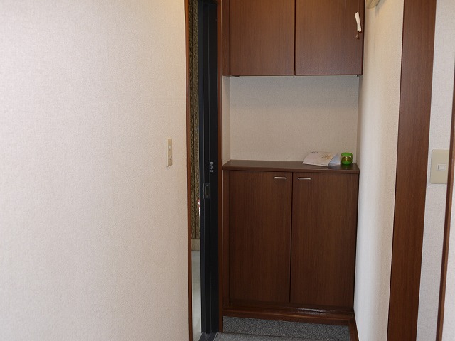シューズボックス