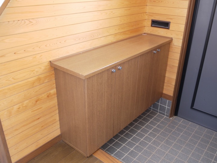 シューズボックス