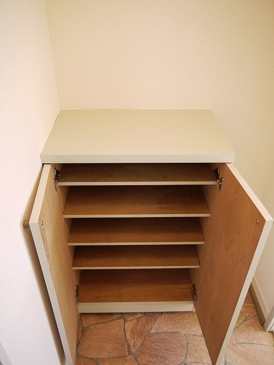 シューズボックス