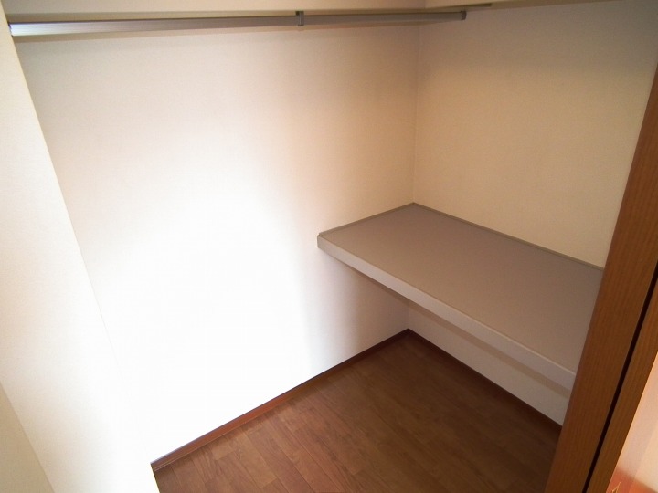 ｳｫｰｸｲﾝｸﾛｰｾﾞｯﾄ