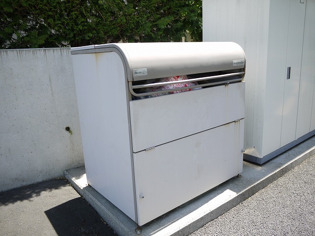 ゴミ回収BOX