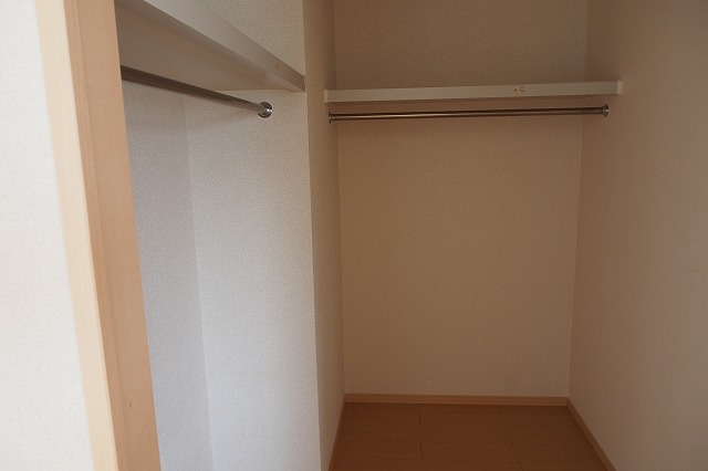 ｳｫｰｸｲﾝｸﾛｰｾﾞｯﾄ