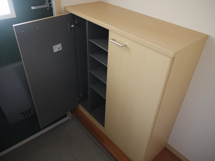 シューズボックス