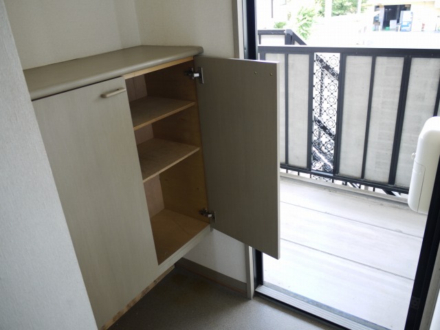 シューズボックス