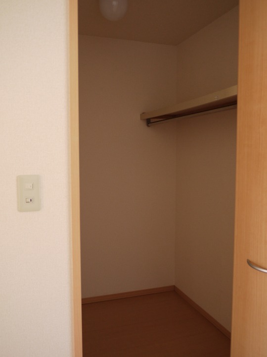 ｳｫｰｸｲﾝｸﾛｰｾﾞｯﾄ