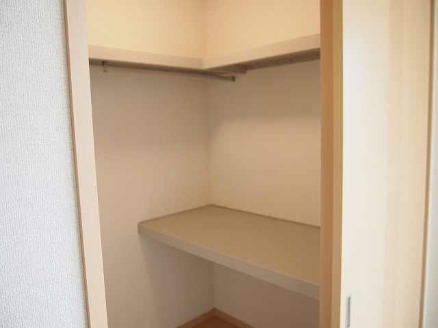 ｳｫｰｸｲﾝｸﾛｰｾﾞｯﾄ