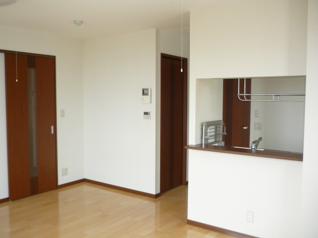 ﾘﾋﾞﾝｸﾞﾀﾞｲﾆﾝｸﾞｷｯﾁﾝ