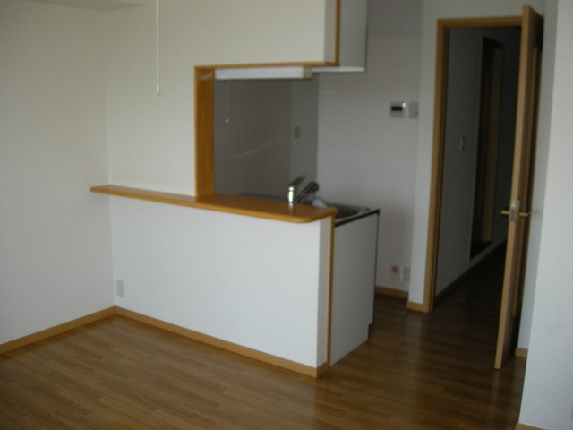 ﾘﾋﾞﾝｸﾞﾀﾞｲﾆﾝｸﾞｷｯﾁﾝ