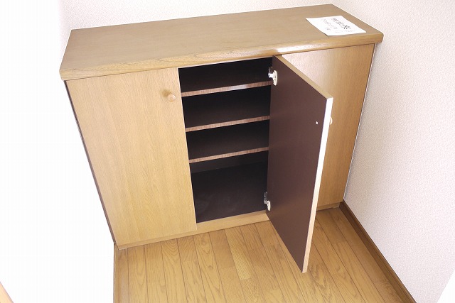 シューズボックス