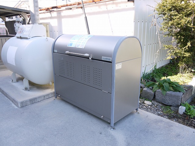 ゴミ回収BOX