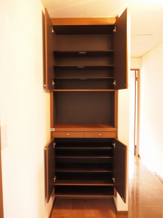 シューズボックス