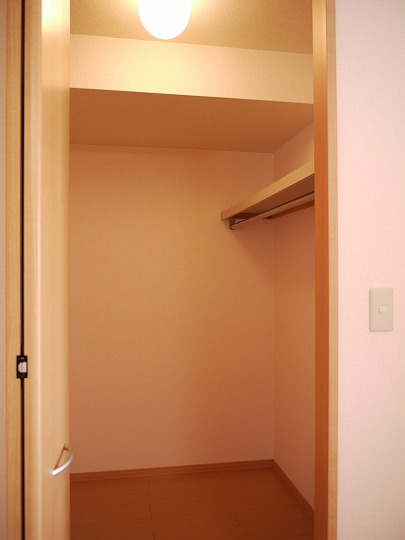 ｳｫｰｸｲﾝｸﾛｰｾﾞｯﾄ