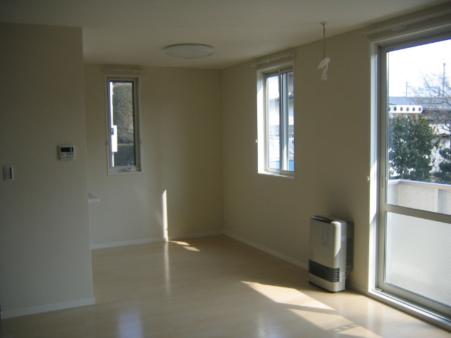 ﾘﾋﾞﾝｸﾞﾀﾞｲﾆﾝｸﾞｷｯﾁﾝ