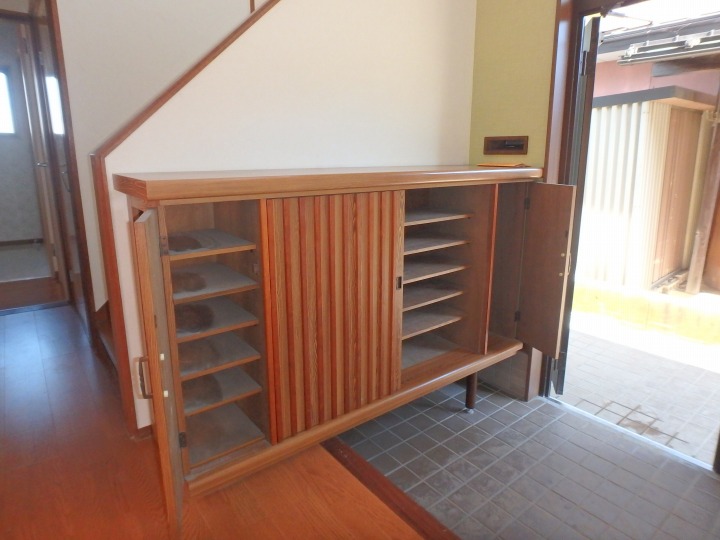 シューズボックス