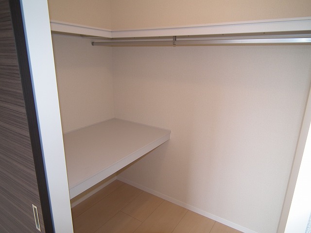 ｳｫｰｸｲﾝｸﾛｰｾﾞｯﾄ