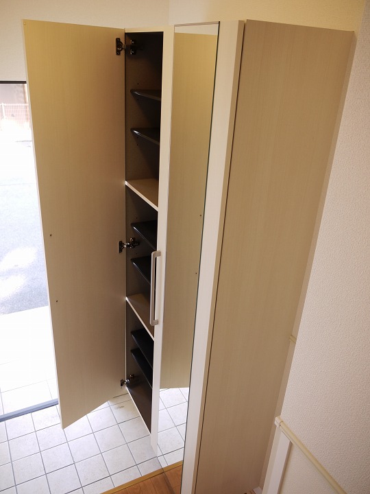 シューズボックス