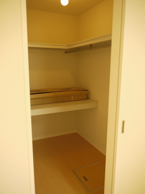 ｳｫｰｸｲﾝｸﾛｰｾﾞｯﾄ