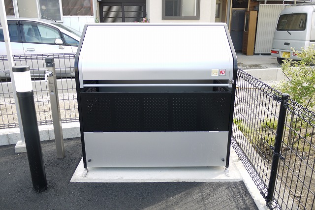 ゴミ回収BOX