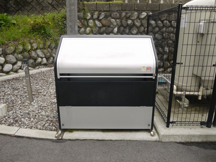 ゴミ回収BOX