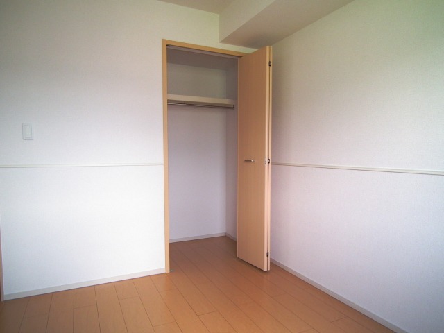 洋室3クローゼット
