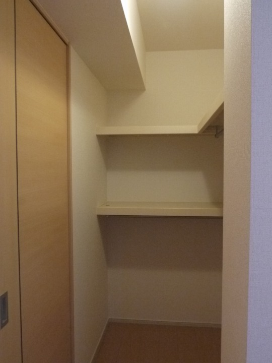 ｳｫｰｸｲﾝｸﾛｰｾﾞｯﾄ