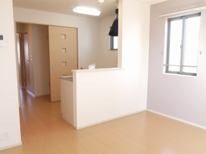 ﾘﾋﾞﾝｸﾞﾀﾞｲﾆﾝｸﾞｷｯﾁﾝ