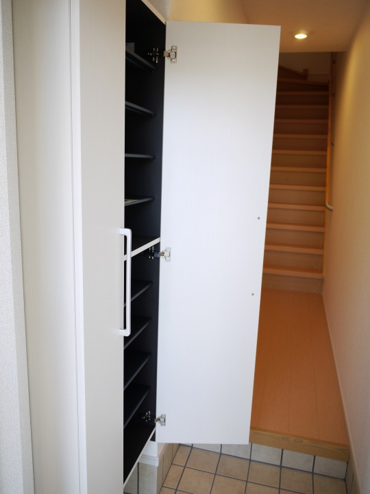 シューズボックス