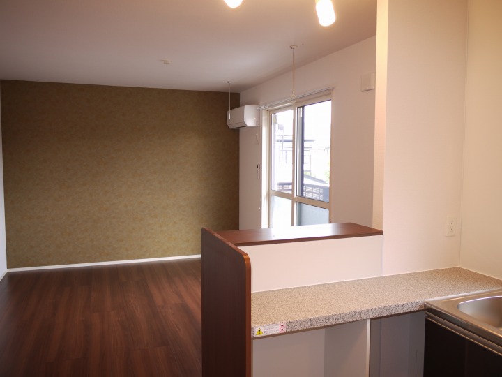 ﾘﾋﾞﾝｸﾞﾀﾞｲﾆﾝｸﾞｷｯﾁﾝ